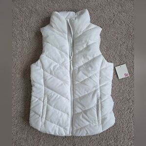 NEW SO White Coconut Color Quilted Puffer Vest Size XS